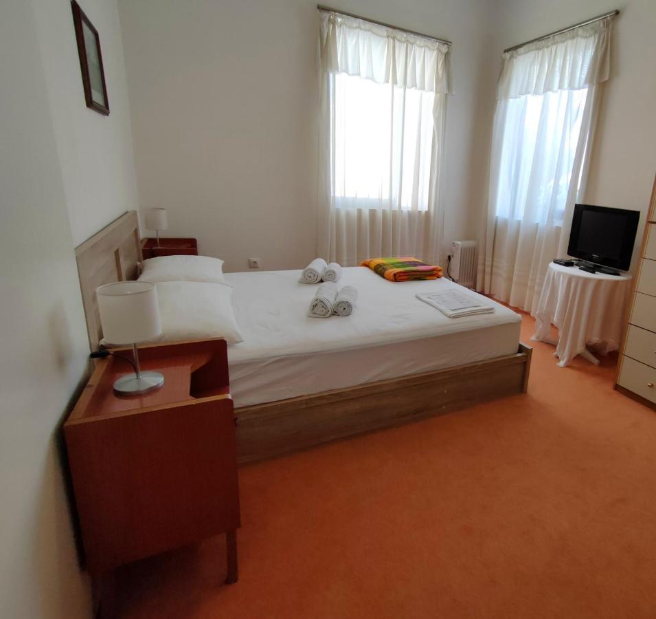 Casa Oliver Афины Экстерьер фото