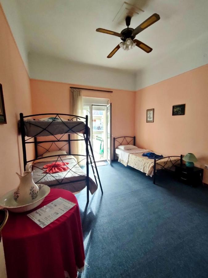 Casa Oliver Афины Экстерьер фото