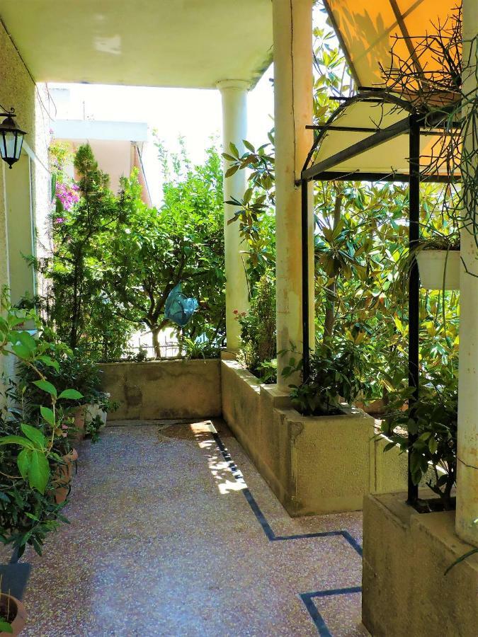 Casa Oliver Афины Экстерьер фото